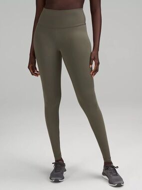 Lululemon Wunder Train High-Rise Tight 28" in Army Green Size XL